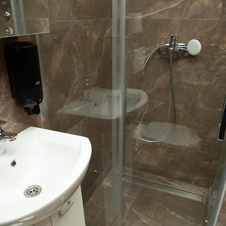 Apartment Lux 2 *