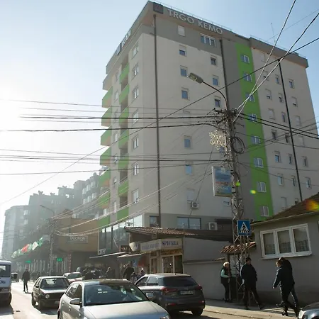 Lux 2 Apartment *