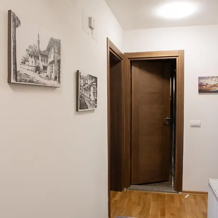 Lux 2 Apartment *